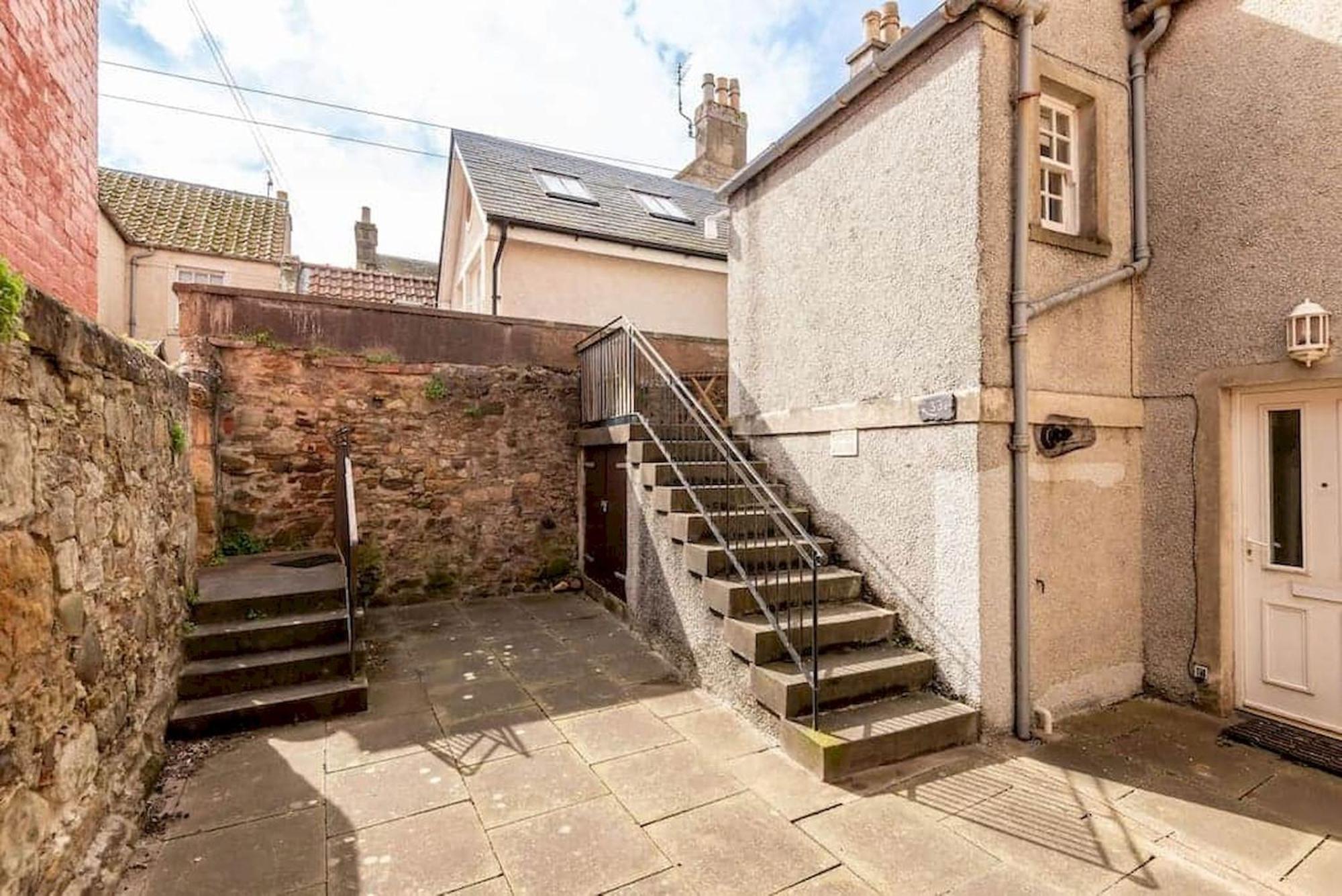 Castle Loft Apartment St Andrews Exterior photo
